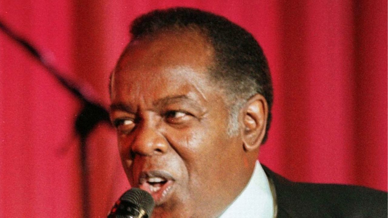 Lou Rawls and Nina Married in 2004