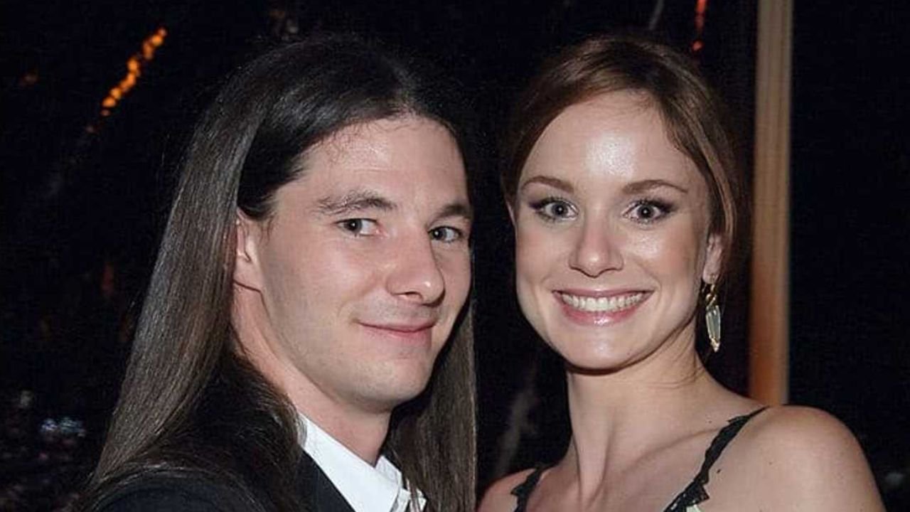 How Josh Met Sarah Wayne Callies