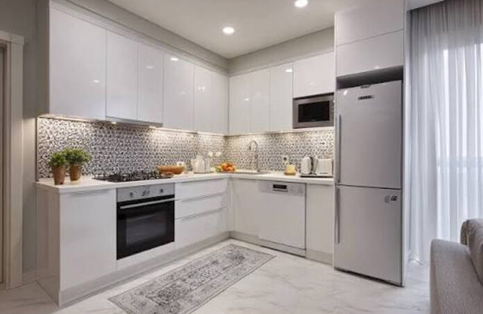 Transforming an Outdated Kitchen Into a Functional and Beautiful Living Space