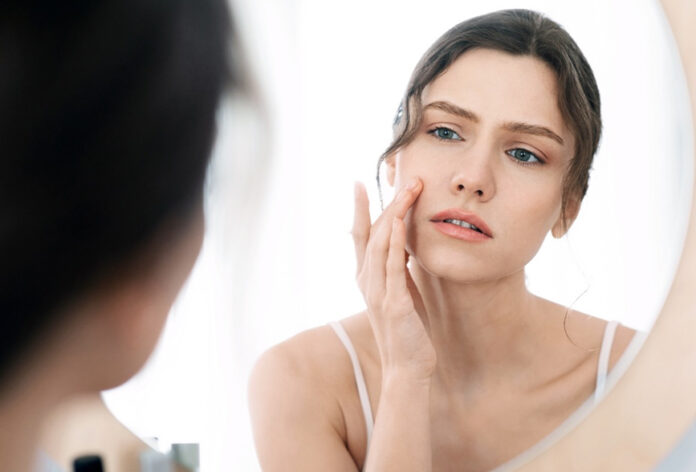 Perimenopause Acne Skincare: How to Build a Routine for Breakout-Prone Skin