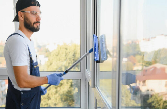 Smart Window Cleaning Tips: Effective Ways to Maintain Clear Glass, Clean Frames, and a Brighter Indoor Space
